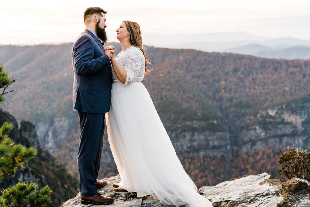 Lewis_Lewis_Easterday Creative_Brittany + Riley Elopement-1071_big
